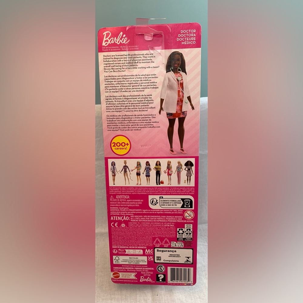 NIB Doctor Barbie with Curvy Body Type Brunette Hair Wearing Coat Stethoscope - Picture 2 of 2